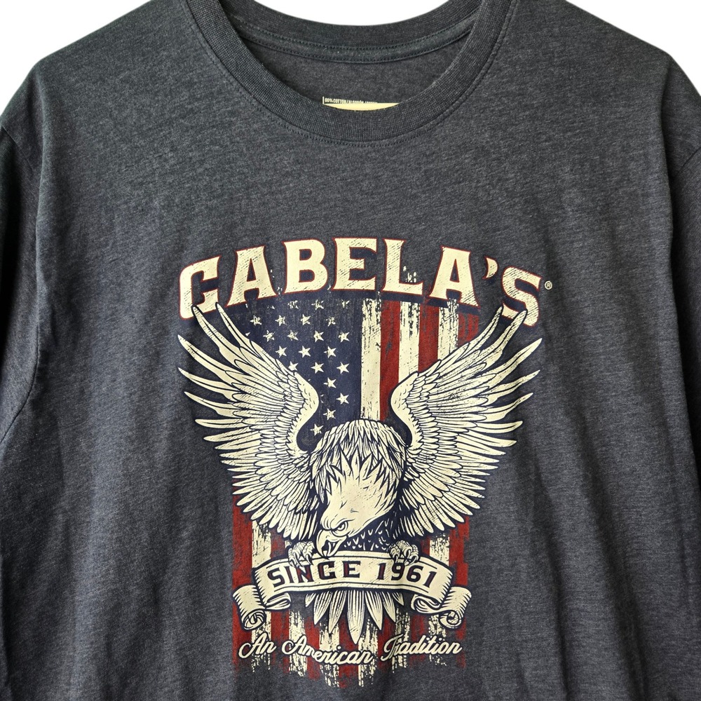 Cabelas Mens XL Graphic T-Shirt Gray American Flag Eagle Since 1961 Short Sleeve